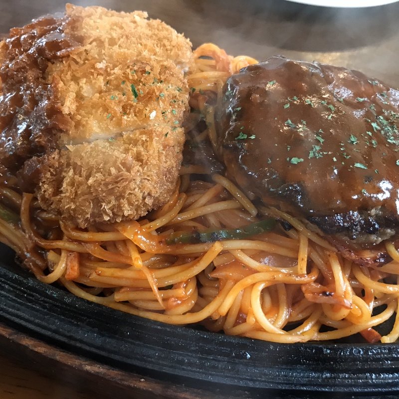 ナポバーグ(ハングリーハングリー （Hungry*Hungry 【旧店名】 マリモ）)