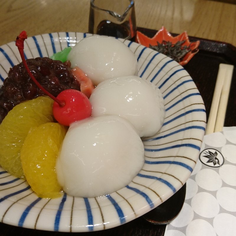 白玉あんみつ(もみじ茶屋 鎌倉小町通り)