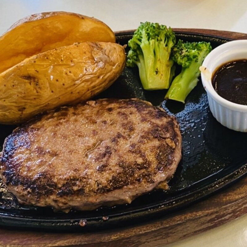 ハンバーグ(富士山の見えるレストラン)