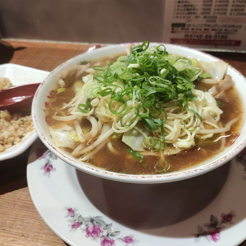 ホルモンラーメン(中華そば 福松 （ふくまつ）)