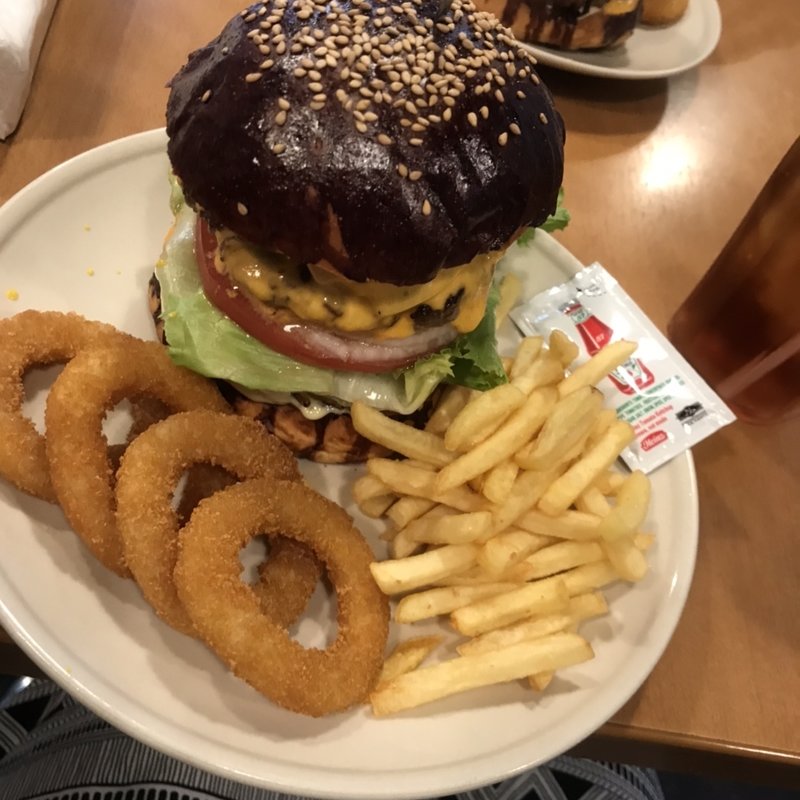 アボガドチーズバーガー　ポテナゲコンボ(ジューシー・オールスターズ ハングリーヘブン)