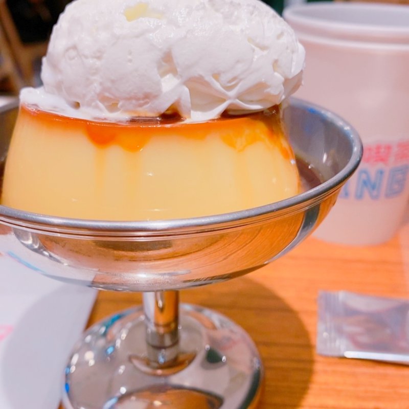 平飼い卵の濃厚プリン(ネオ喫茶 KING)