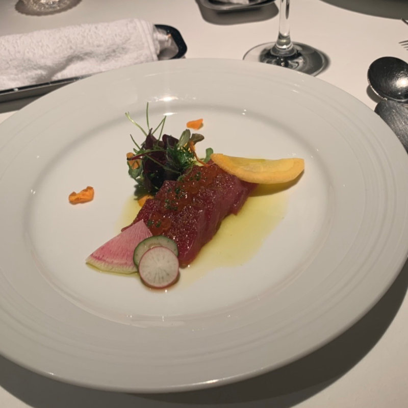 旬の活魚のクリュディテ　イクラとカラスミ　柚子の香り　〜花と野草のサラダ仕立て〜(葉山庵Tokyo （ハヤマアントウキョウ）)