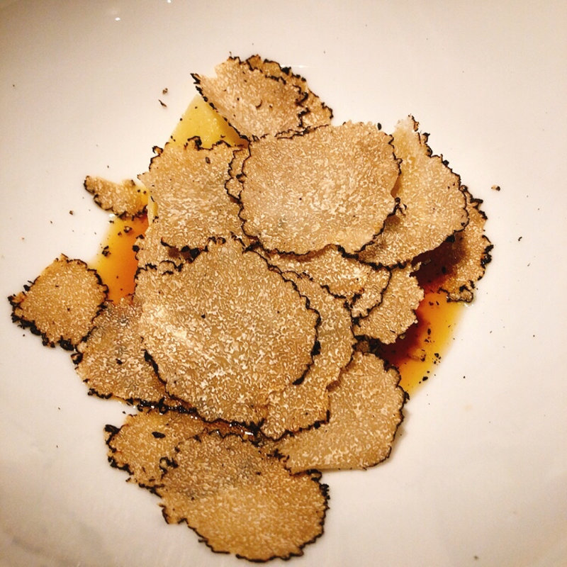 コンソメと帆立のラビオリ サマートリュフ(レフェルヴェソンス)