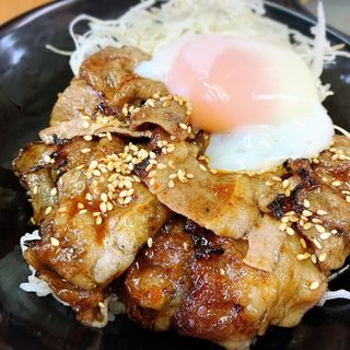 カルピ丼（並）+温泉玉子(復活！カルピ丼 春日野道店 )