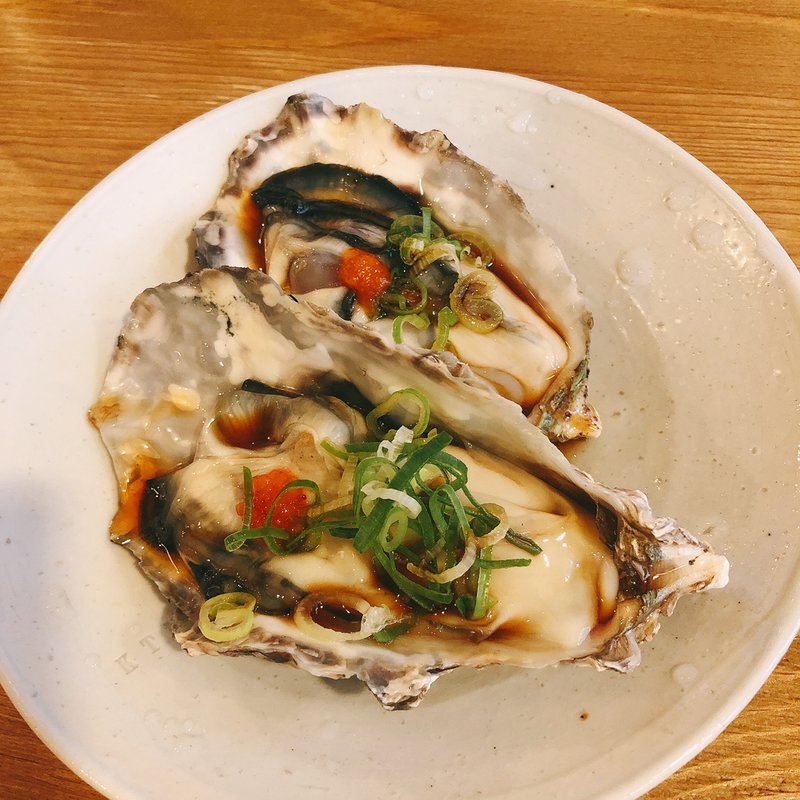 生牡蠣(イザカヤキツネ)