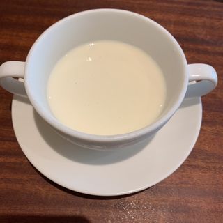 平日限定ランチ　スープ(ランデヴー・デ・ザミ)
