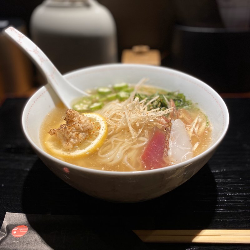 冷やし真鯛塩そば(神楽 海老で鯛を釣る麺堂)