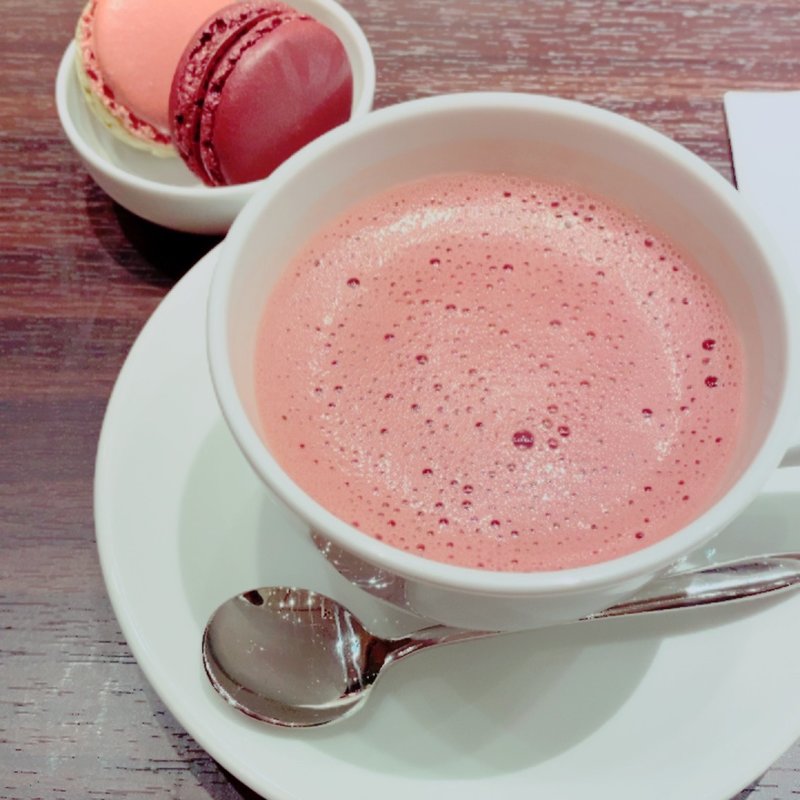 マカロン＆ショコラショー(ジャン＝ポール・エヴァン 新宿伊勢丹店)