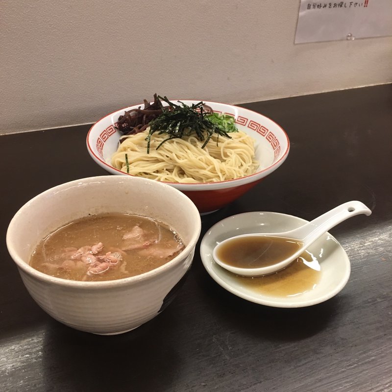 豚骨つけそば(限定メニュー)(博多とんこつ 豚の足跡)