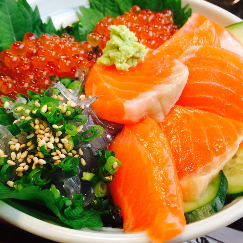 ちりとてちん流　海鮮丼(ちりとてちん)