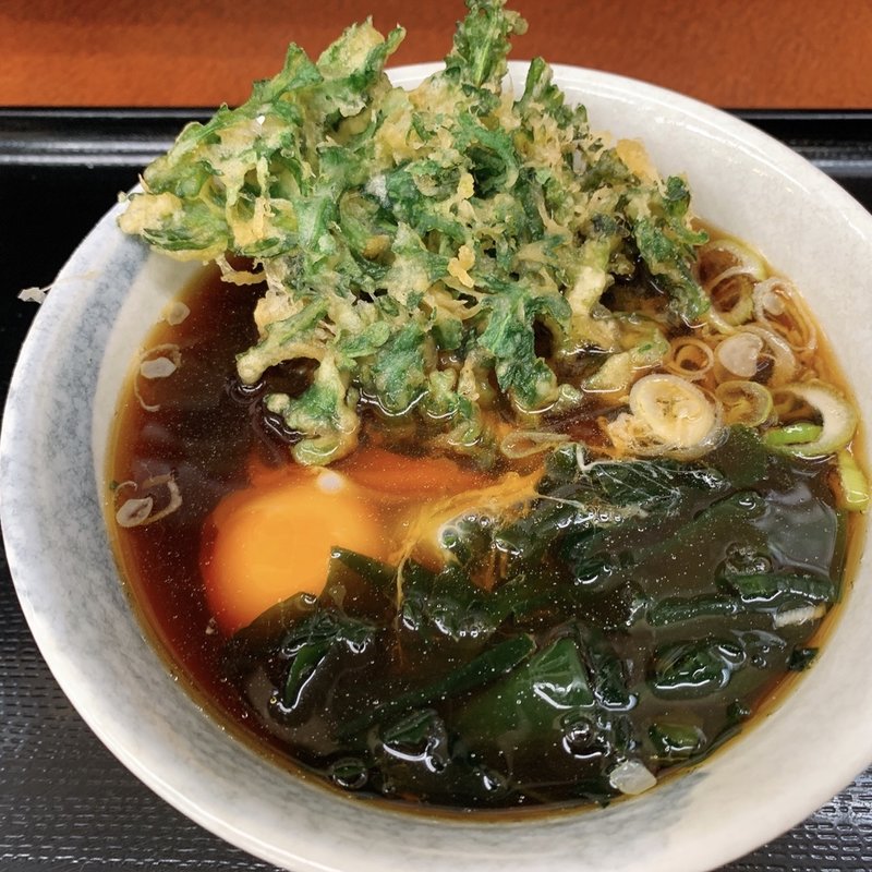 春菊天そば、生卵(みのがさ神田和泉町店)