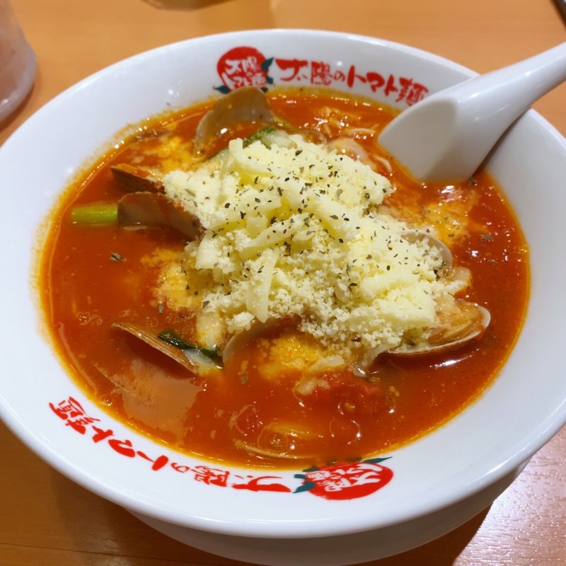 太陽のチーズラーメン(太陽のトマト麺 なんば御堂筋グランドビル支店)