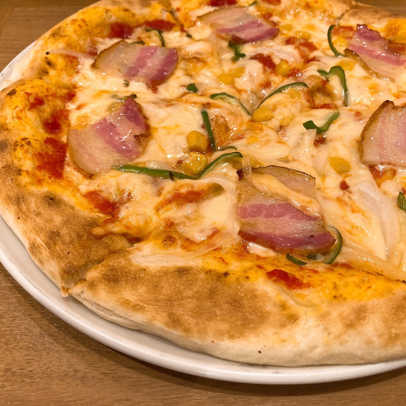 ミックスピザ(マイアミガーデン サンシャインアルパ店)