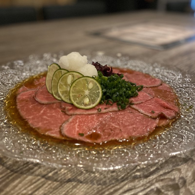 うちもものたたき(焼肉&手打ち冷麺 二郎 KANAYAMA)