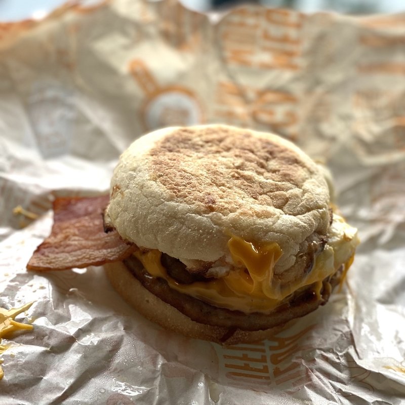 メガマフィン(マクドナルド 札幌すすきの店)