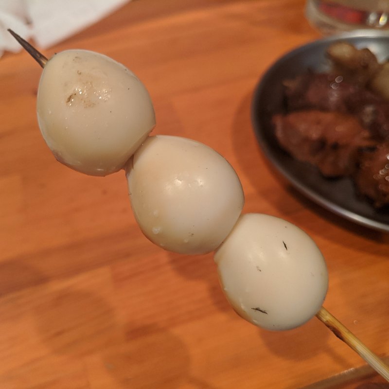 うずらの卵(焼とん あかし )