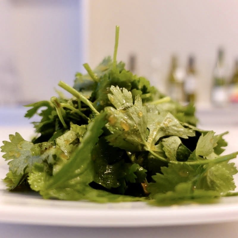 パクチーサラダ(十番右京ナチュールスタンド)