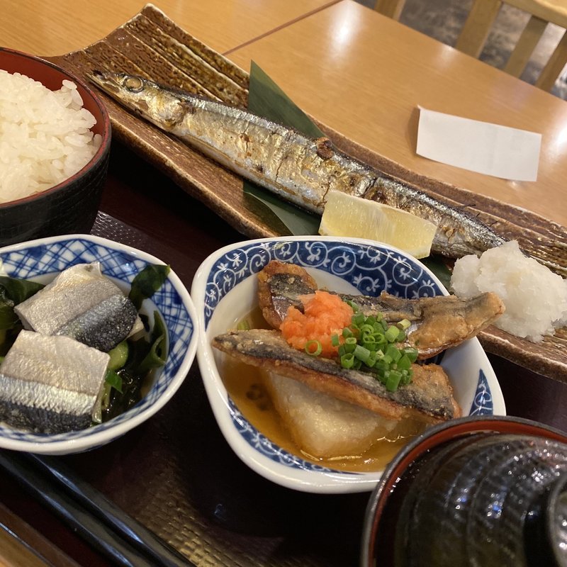 秋刀魚尽くし膳(魚盛 有楽町電気ビル店 )