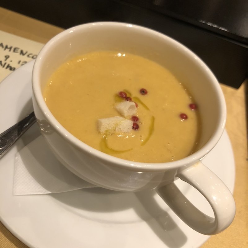 カニのクリームスープ(アルハムブラ)