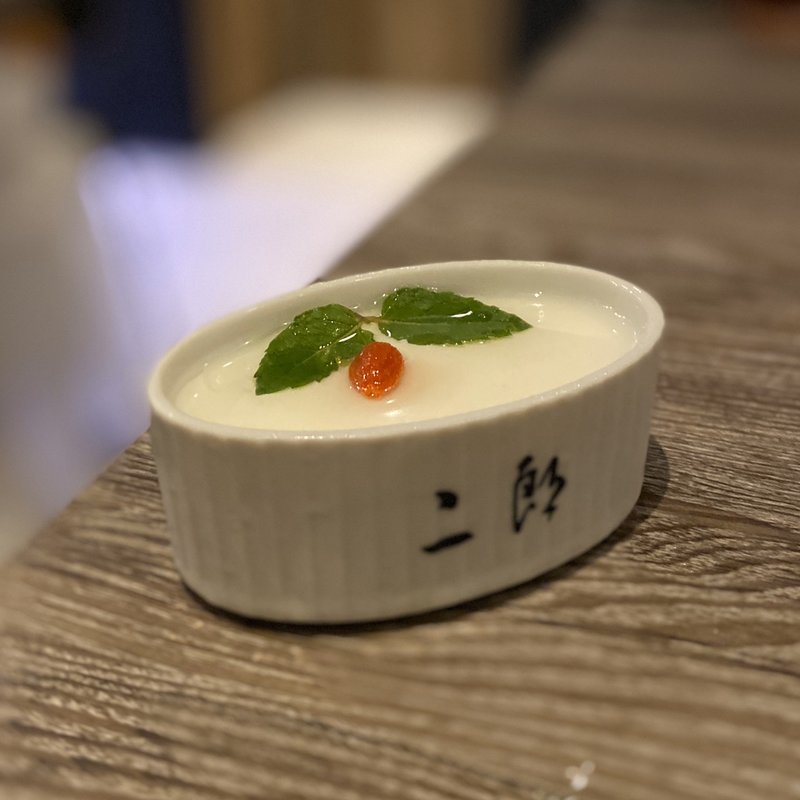 杏仁豆腐(焼肉&手打ち冷麺 二郎 KANAYAMA)