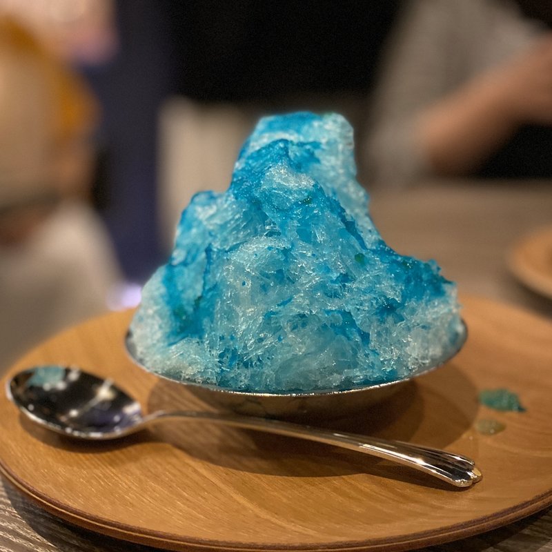 かき氷(ブルーハワイ)(焼肉&手打ち冷麺 二郎 KANAYAMA)