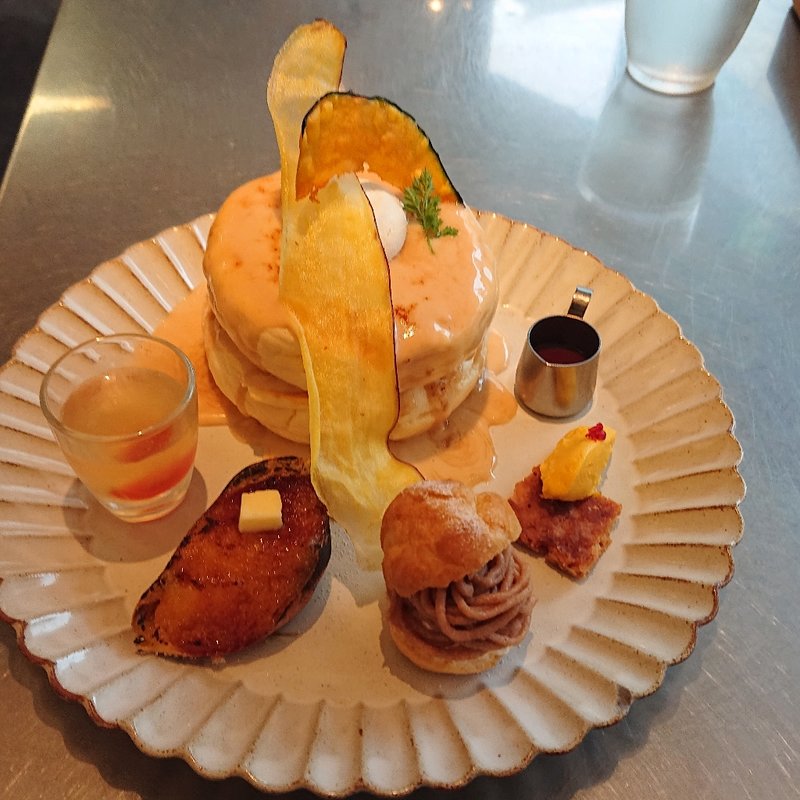 秋のコレクションプレート(レインボーパンケーキ （RAINBOW PANCAKE）)