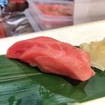 本鮪中トロ
