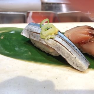 秋刀魚(根室花まる 丸の内オアゾ店)