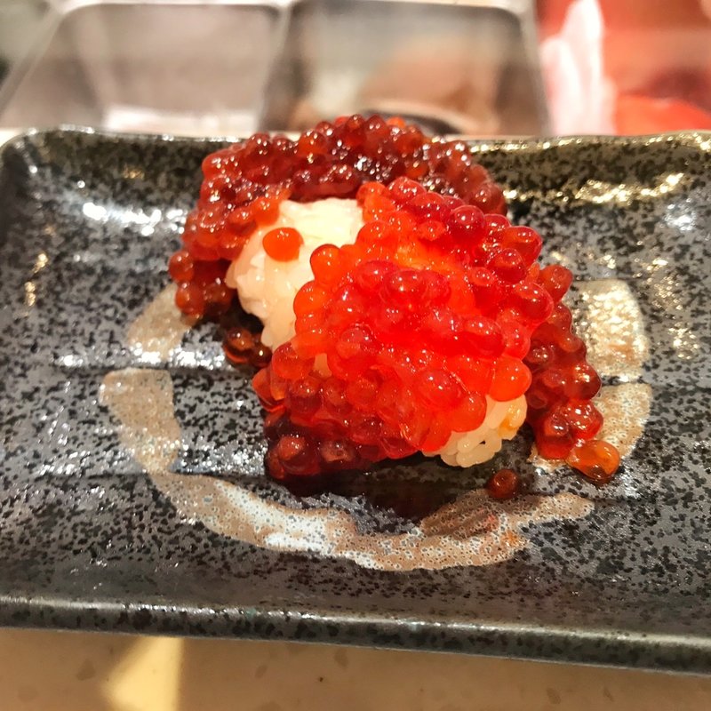 すじこ醤油漬け(根室花まる 丸の内オアゾ店)