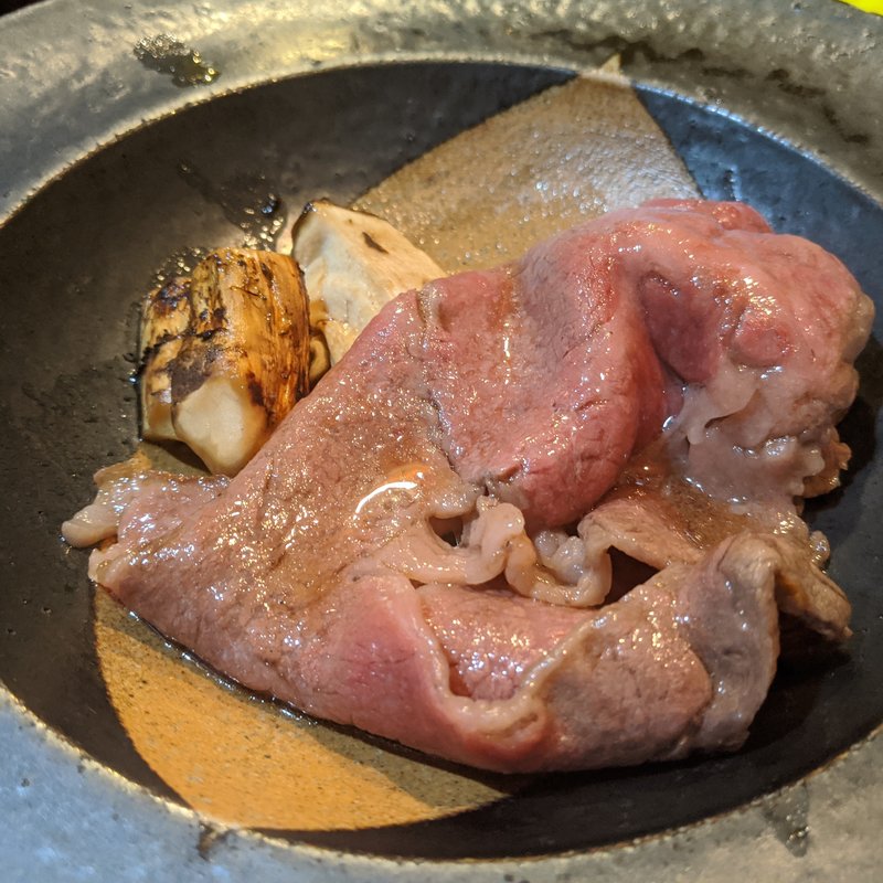 松茸と和牛のすき焼き(立呑み とだか)