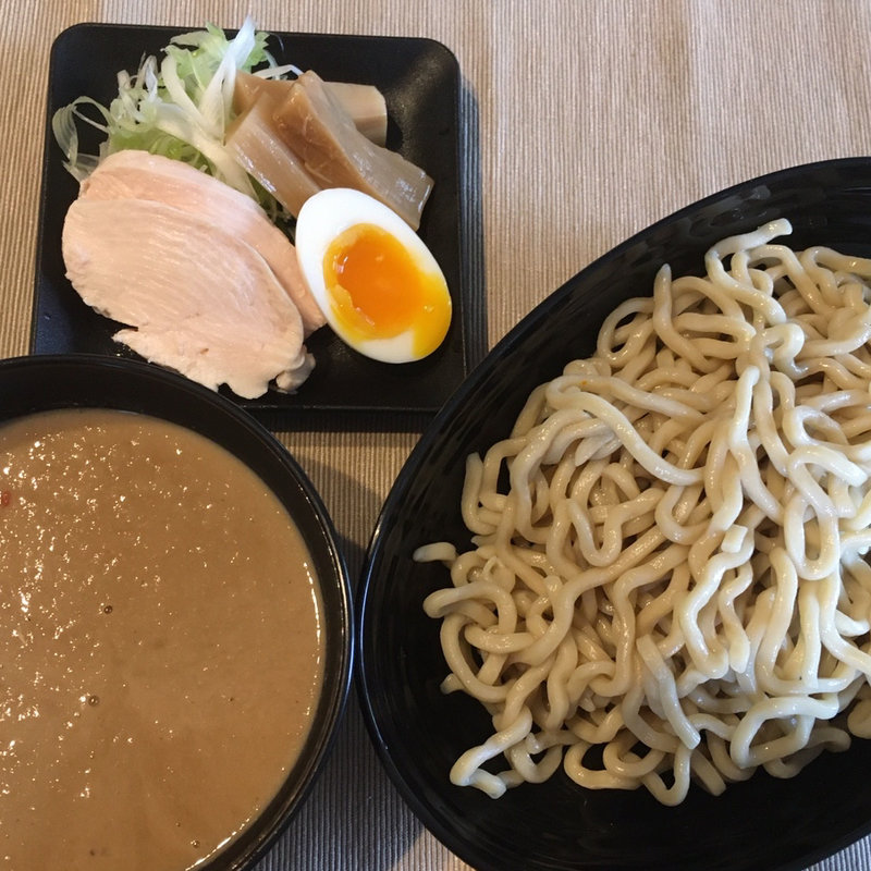 鶏だく極太つけ麺(麺屋極鶏)