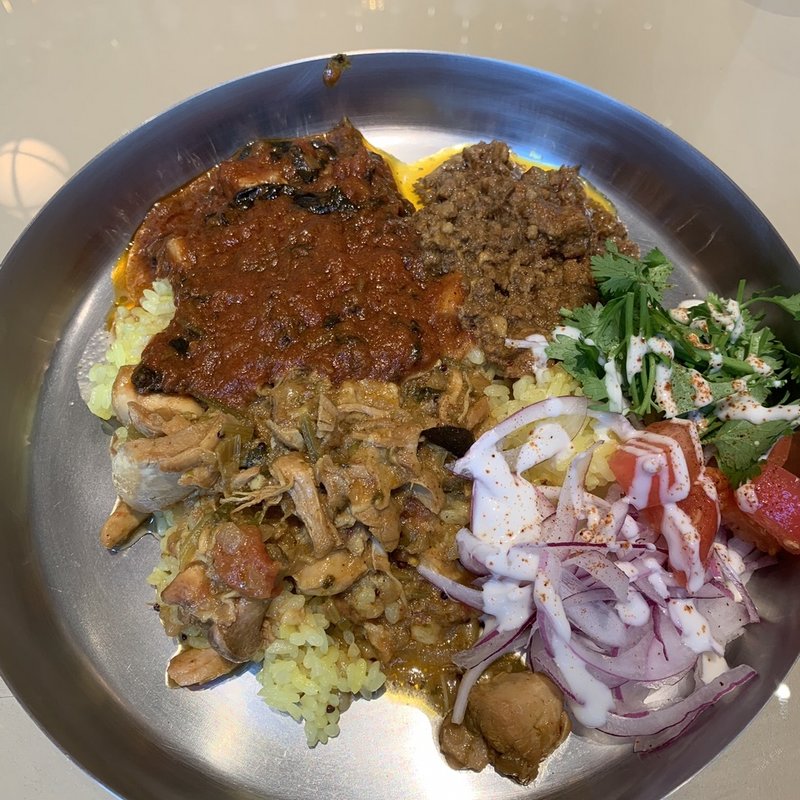 ランチカレー3乗(カレー居酒屋 『YELLOW』)