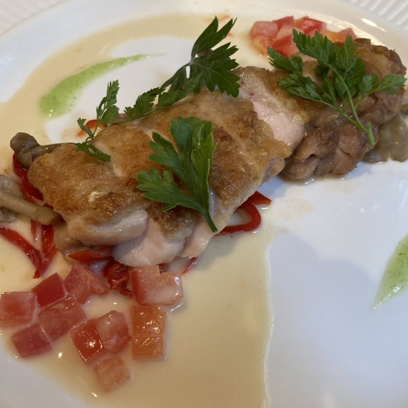 信玄鶏のソテー　ソース・ヴァン・ブラン（コース）(銀座エスコフィエ)