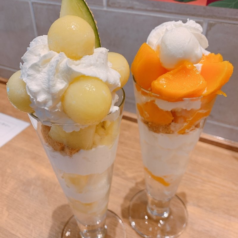 プレミアムマスクメロンパフェ(マルトメ･ザ･ジューサリー （Marutome the Juicery）)
