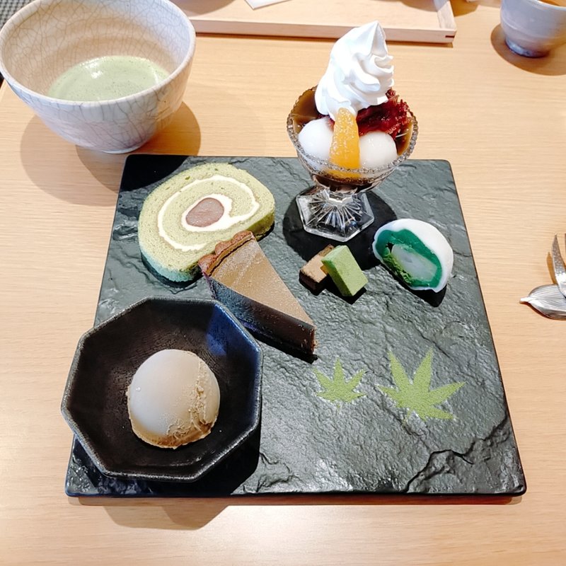 抹茶栗スイーツプレート(お茶セット(伊藤久右衛門祇園四条店・茶房)