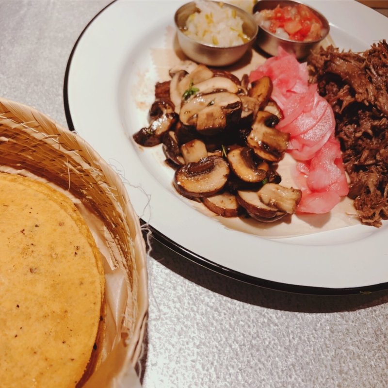 タコスプレート　2人前(北出タコス　グランスタ東京)