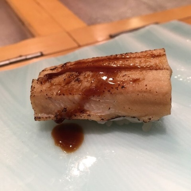 牡丹(鮨一輝 東京丸の内店)