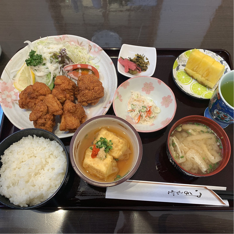 唐揚げ定食(長谷苑 （ナガタニエン）)