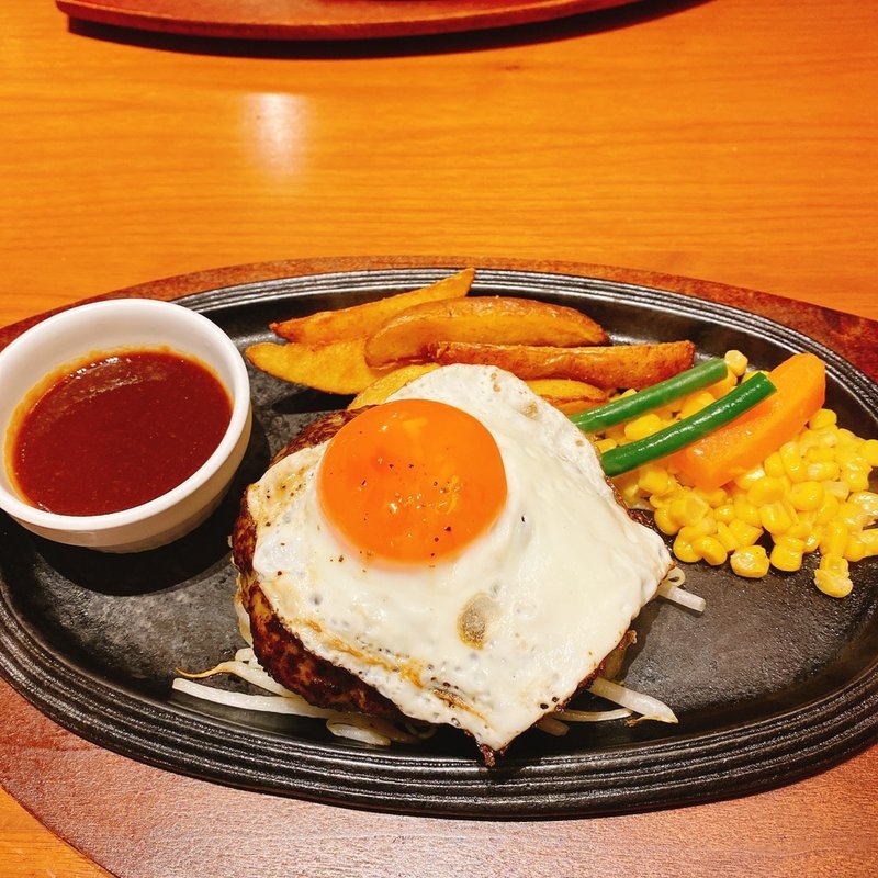 目玉焼きハンバーグ(ミート矢澤 名古屋)