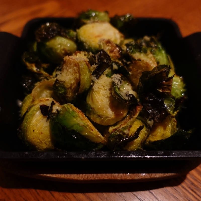 芽キャベツのフリット(QUAYS pacific grill(キーズ パシフィック グリル))