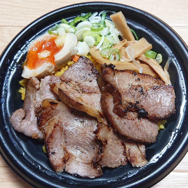 チャーシュー丼(麺屋武蔵 武滴)