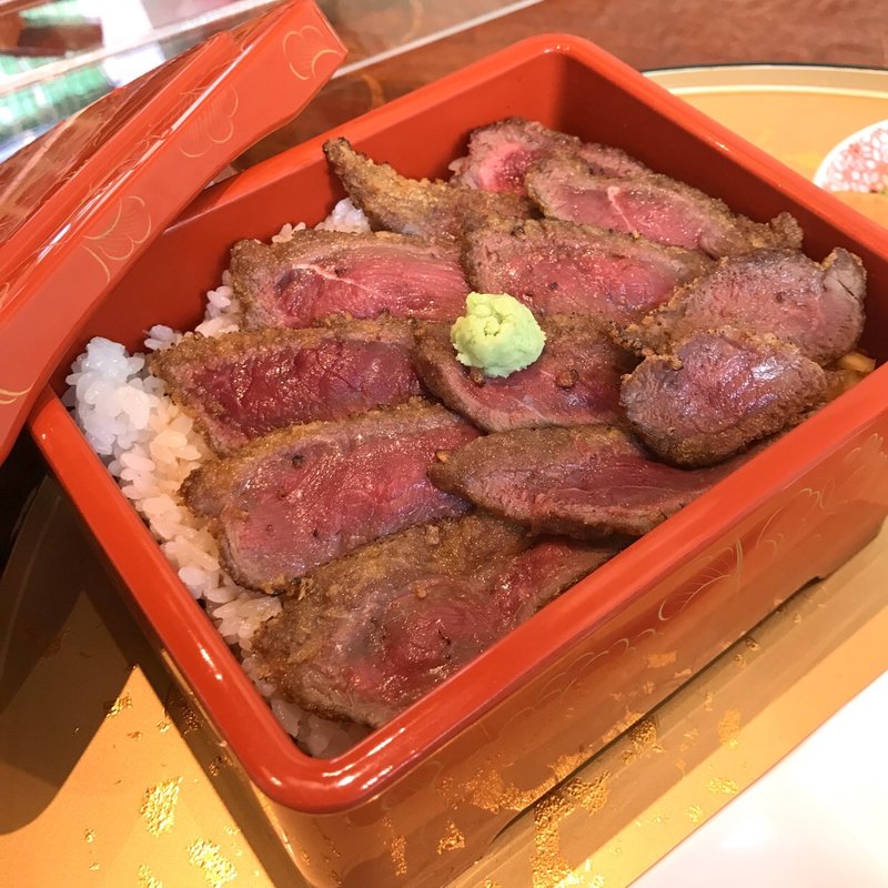 牛カツ重並(郷土料理 お食事処 はなびし )