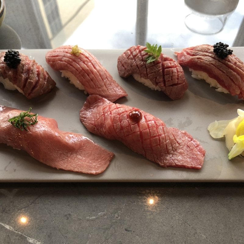 炙り肉寿司コース(米沢牛上杉　銀座本店)