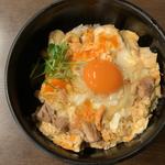 地鶏の夕焼け親子丼特上定食(喜三郎農場)