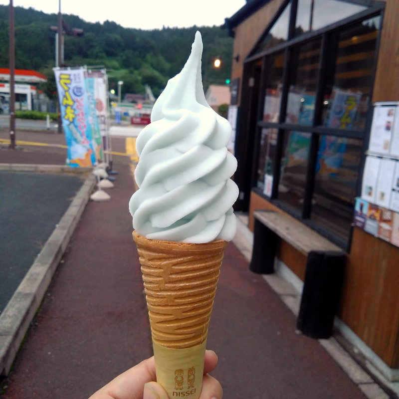 ラムネソフトクリーム(アルト （Cafe Stand Halte）)