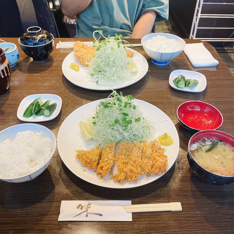 ロースかつ定食(調布 かつ元 )
