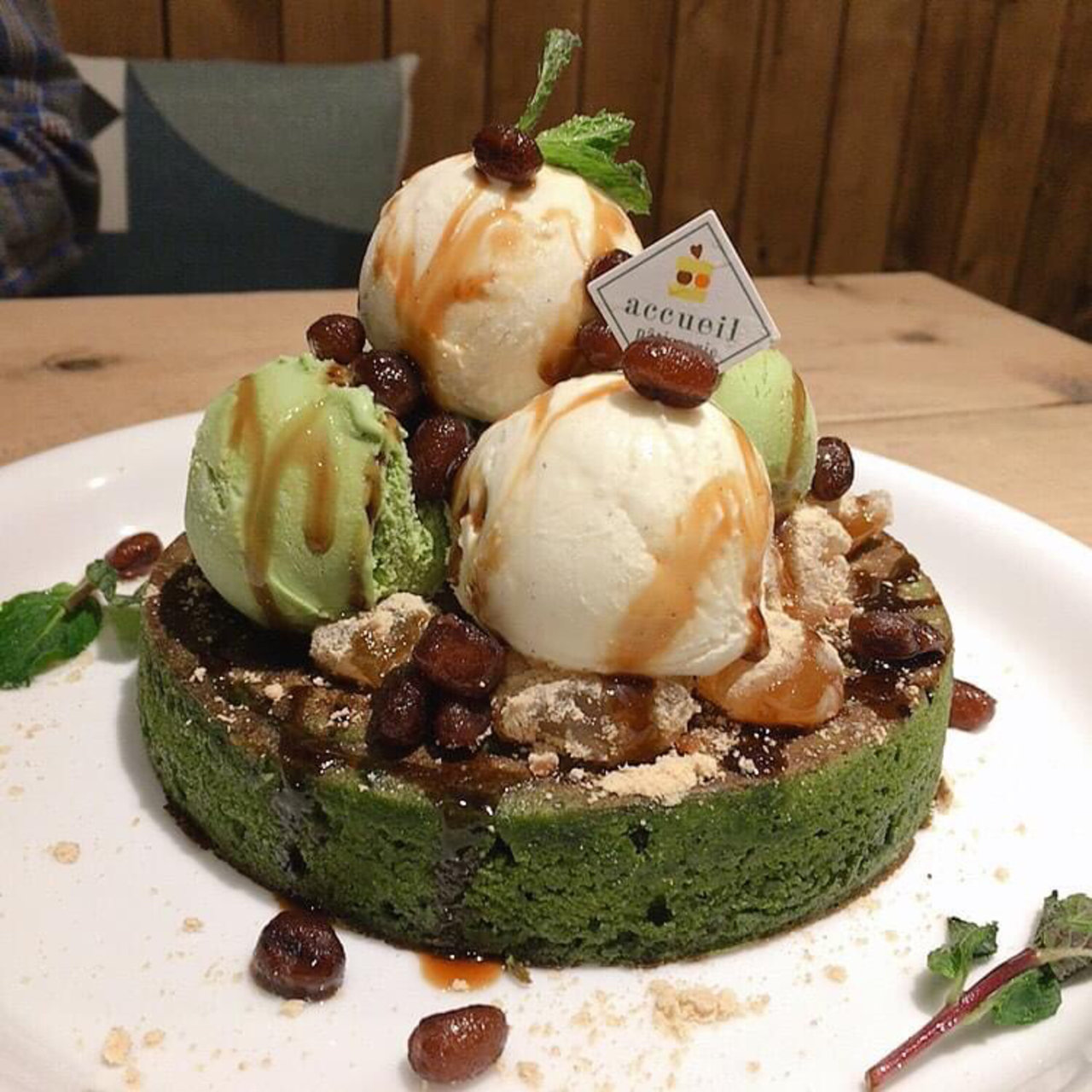 抹茶黒みつパンケーキ アクイーユ の口コミ一覧 おいしい一皿が集まるグルメコミュニティサービス Sarah