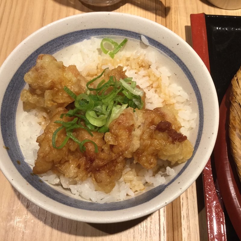 ミニかしわ天丼(うどん酒場七右衛門　新伝馬町店)