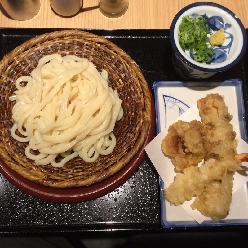 海老・ちくわ・かしわ天ざるうどん(うどん酒場七右衛門　新伝馬町店)